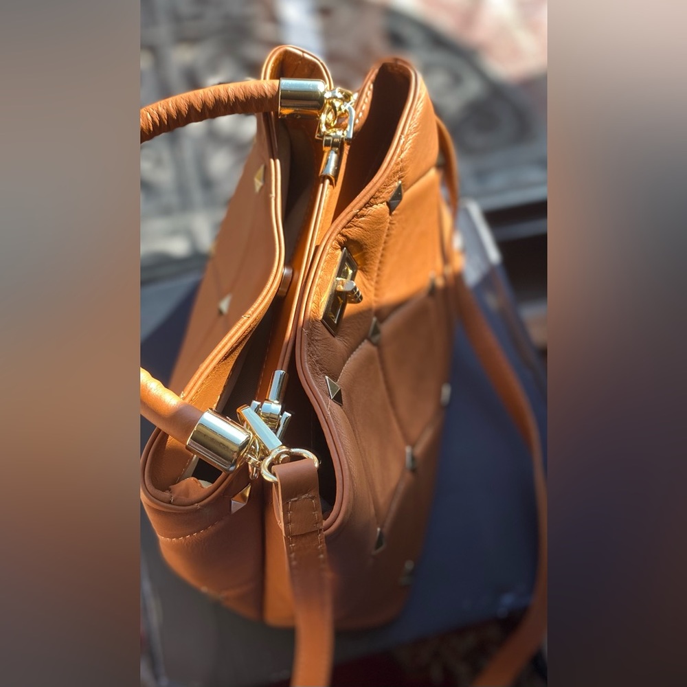 Italian Top Handle Bag - Picture 6 of 10